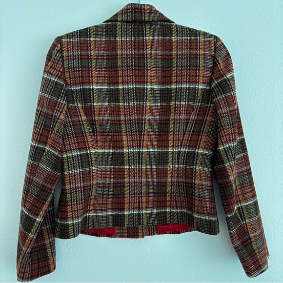 DAVID MEISTER Tailored Cropped Plaid Blazer - Picture 12 of 16